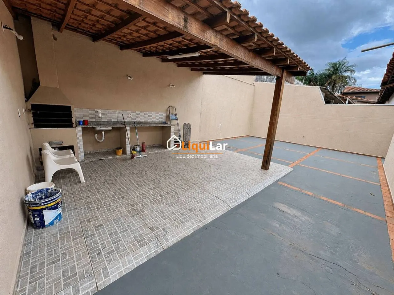 Imagem Casa para Locação no Monte Castelo | 3 Quartos, Quintal Amplo e Espaço Gourmet