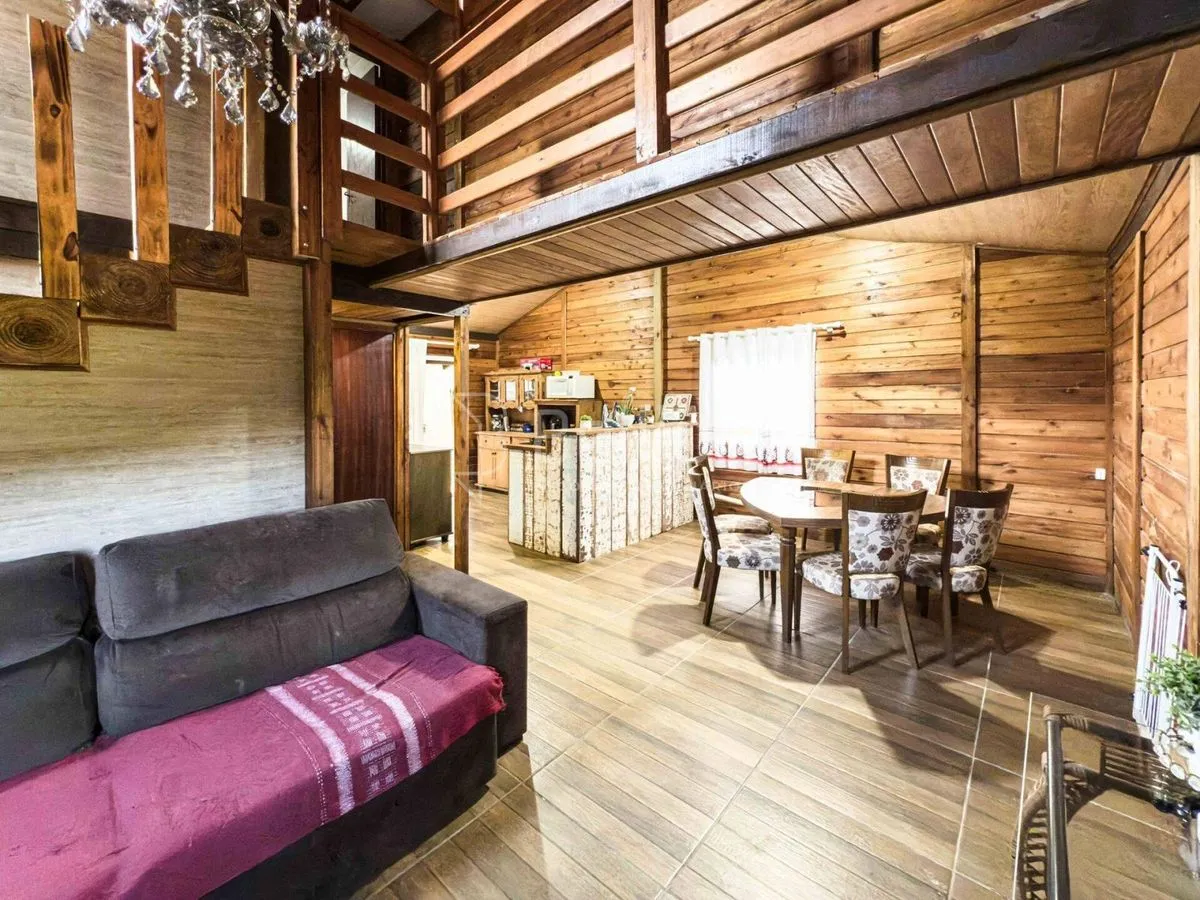Imagem Casa em Rodeio no bairro Kaspereit, com amplo terreno e área de festas