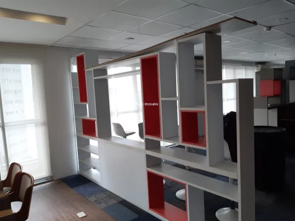 Imagem Sala comercial de alto padrão para locação em São Paulo-SP, Várzea da Barra Funda: 4 salas, 4 vagas, 132m².