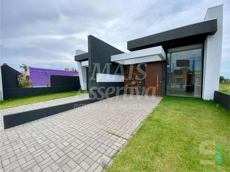 Imagem A Mais Assertiva Inteligência Imobiliária vende; Casa com 03 dormitórios, sendo 01 suíte, amplo...