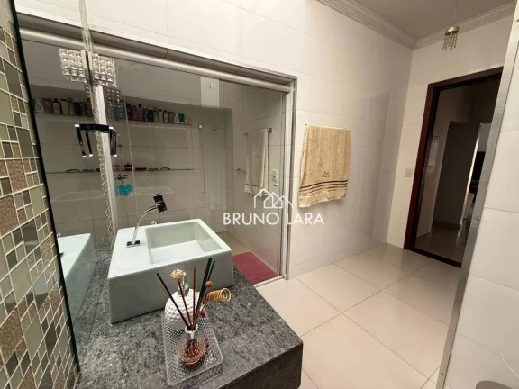 Imagem Apartamento com 3 dormitórios para alugar, 150 m² por R$ 4.000,01/mês - Centro - Igarapé/MG