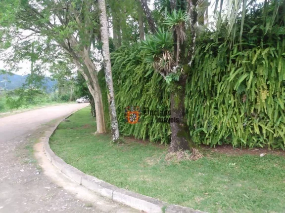 Imagem Casa com 2 dormitórios à venda, 113 m² por R$ 650.000 - Massaguaçu - Caraguatatuba/SP