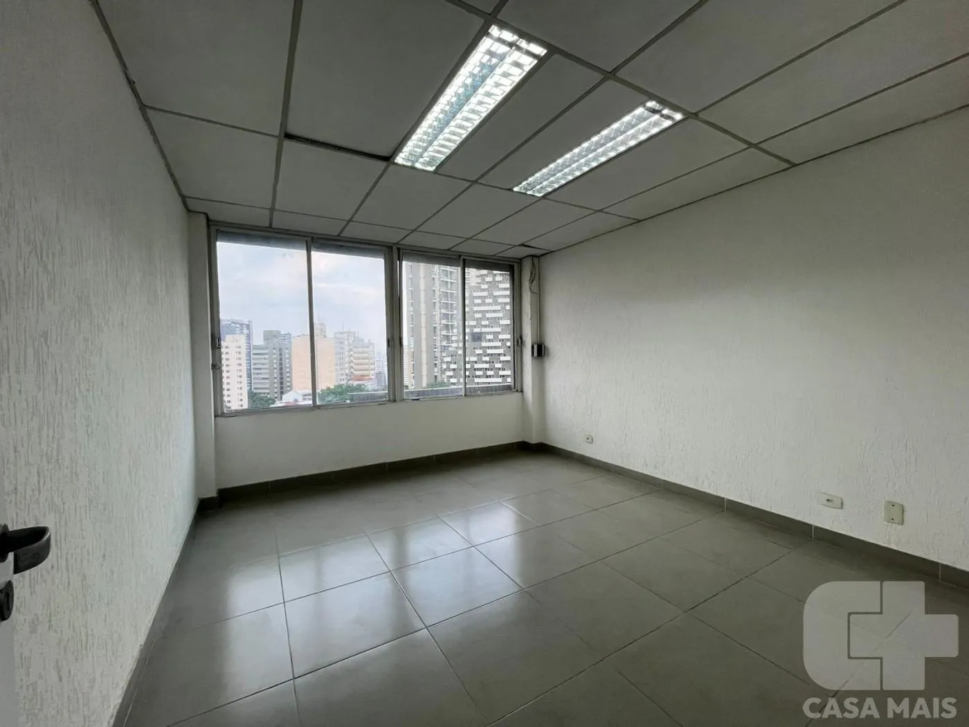Imagem Sala Comercial para Locação em São Paulo / SP no bairro Vila Madalena