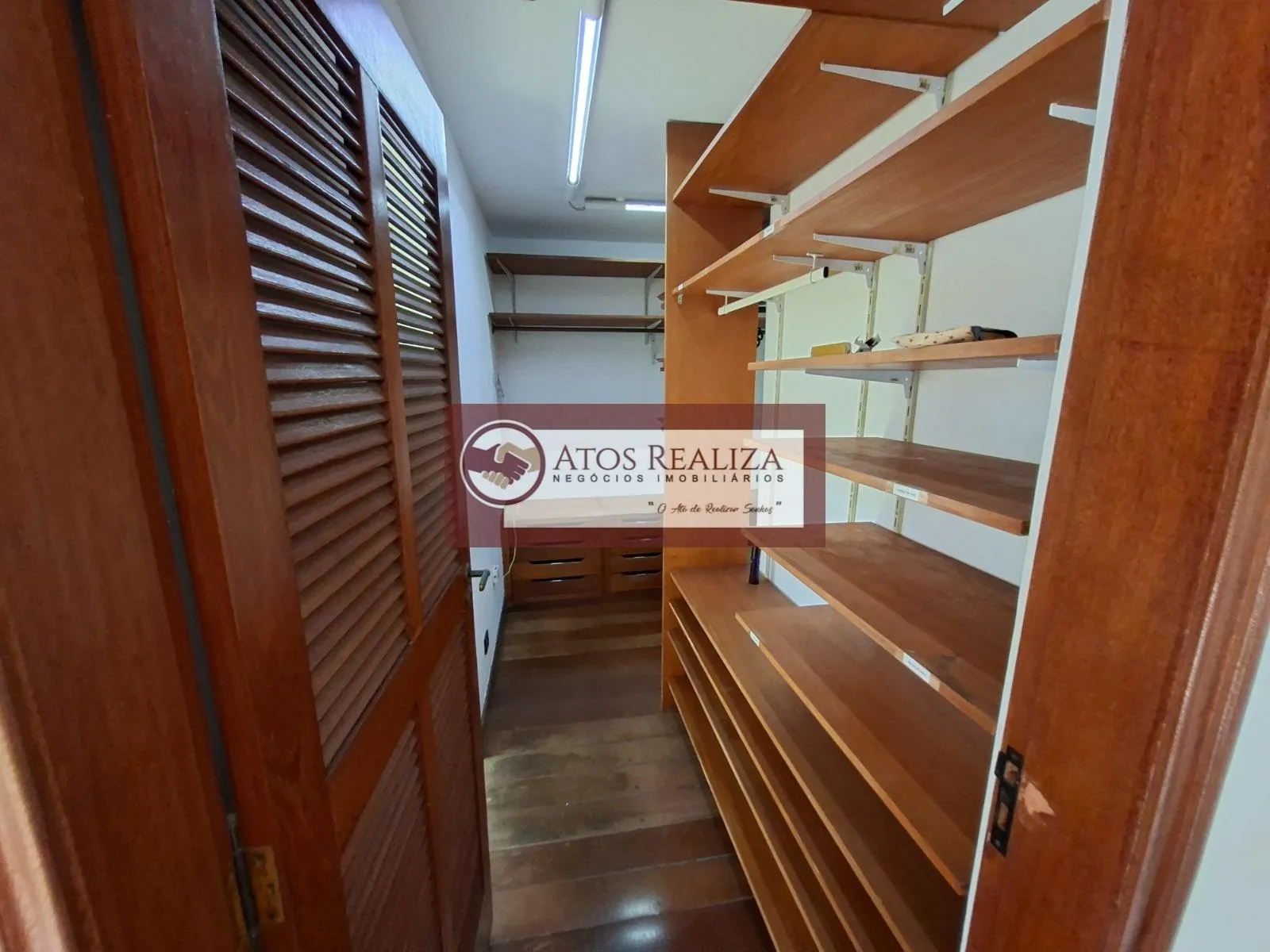 Imagem Sobrado à venda no Jardim Ipanema, São Paulo | 4 dorms