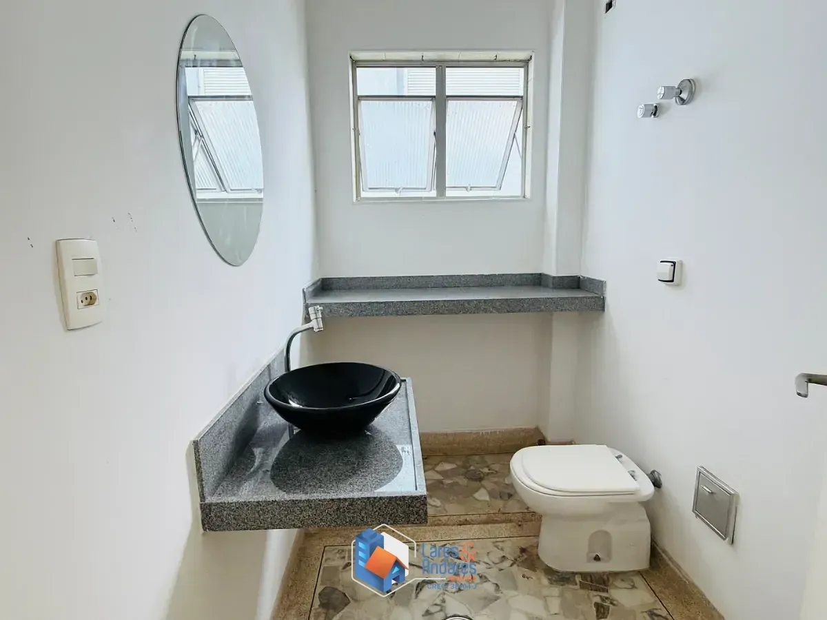 Imagem Casa comercial para venda em Real Parque, 193m²