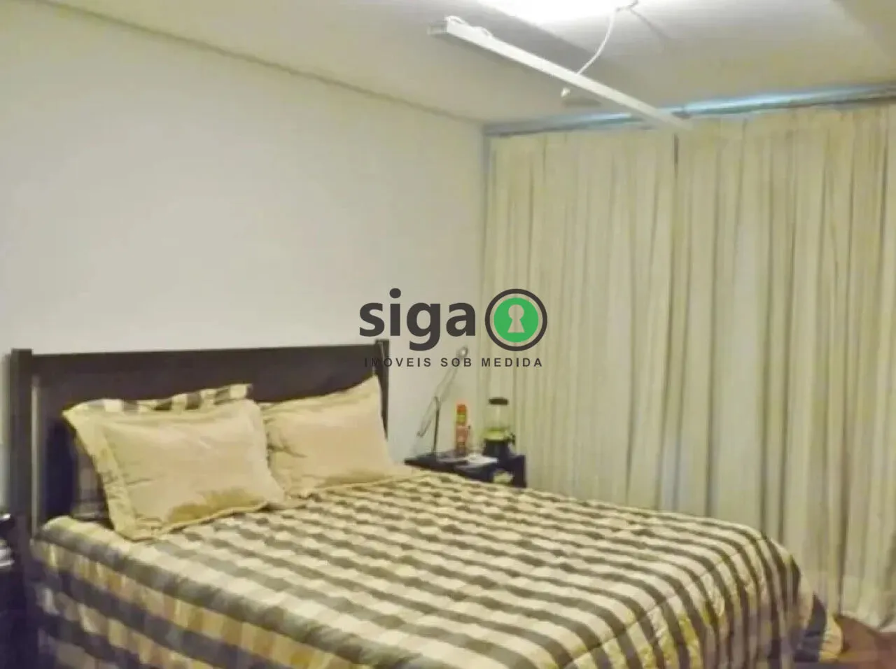 Imagem Casa em Campo Belo á Venda - 682m², 3 quartos, 7 vagas