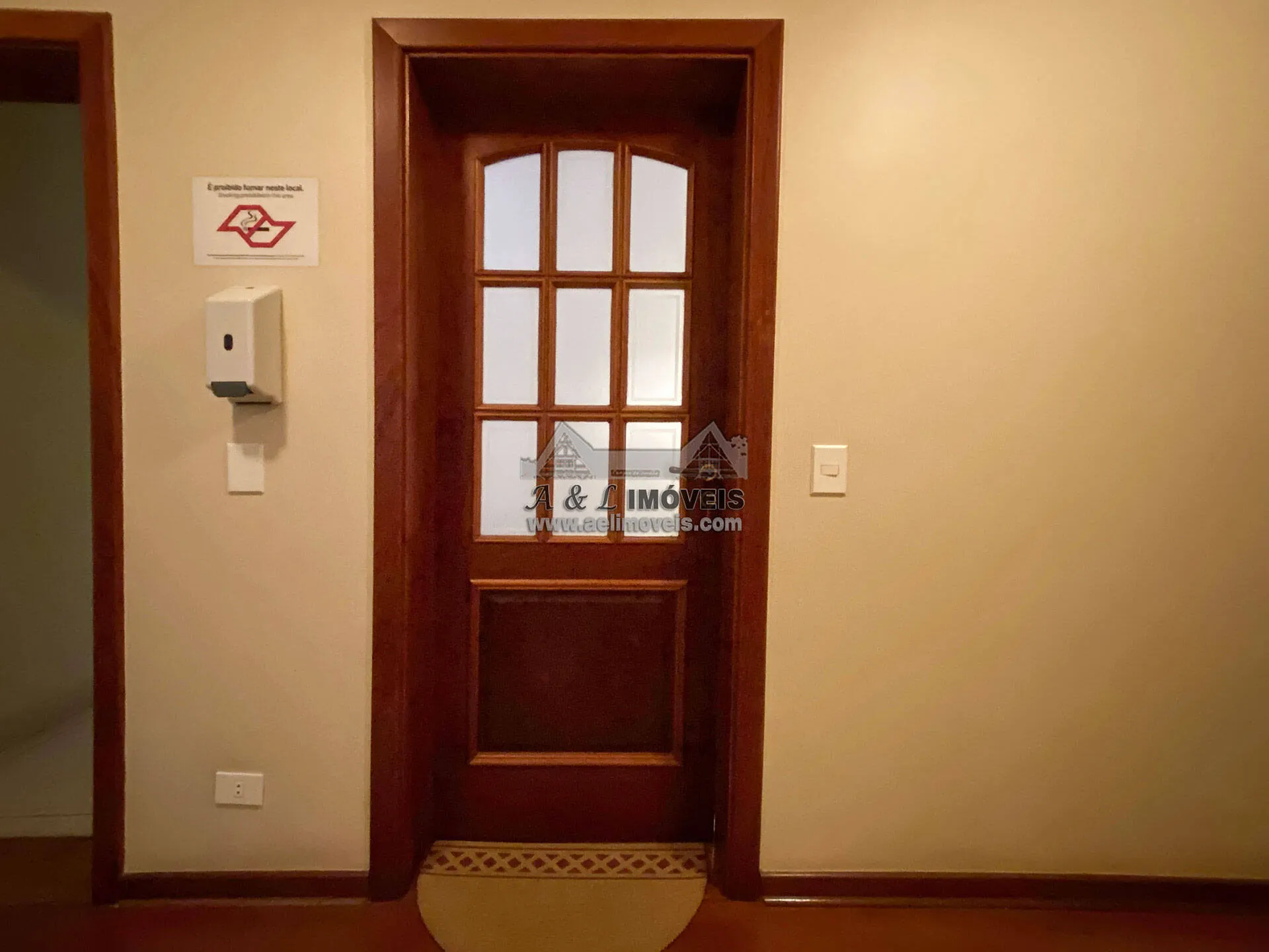 Imagem Apartamento à venda em Campos do Jordão - Com 03 suítes pronto para morar