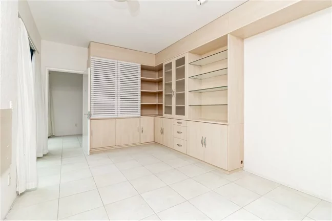 Foto do imóvel Sala para venda em Porto Alegre