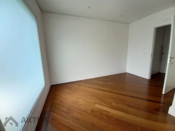 Imagem Casa de Condomínio em Alphaville - Barueri, SP
