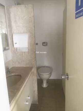 Imagem Conjunto comercial com 150m² em Pinheiros.