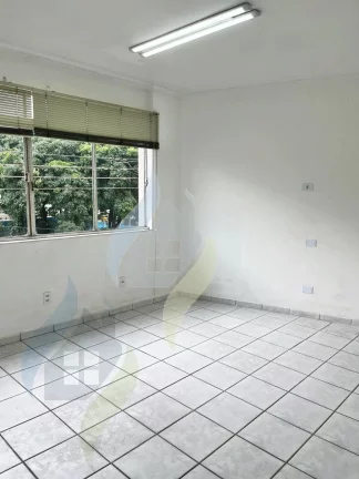 Imagem Sala Comercial, 41m², três ambientes, em Rudge Ramos/SBC