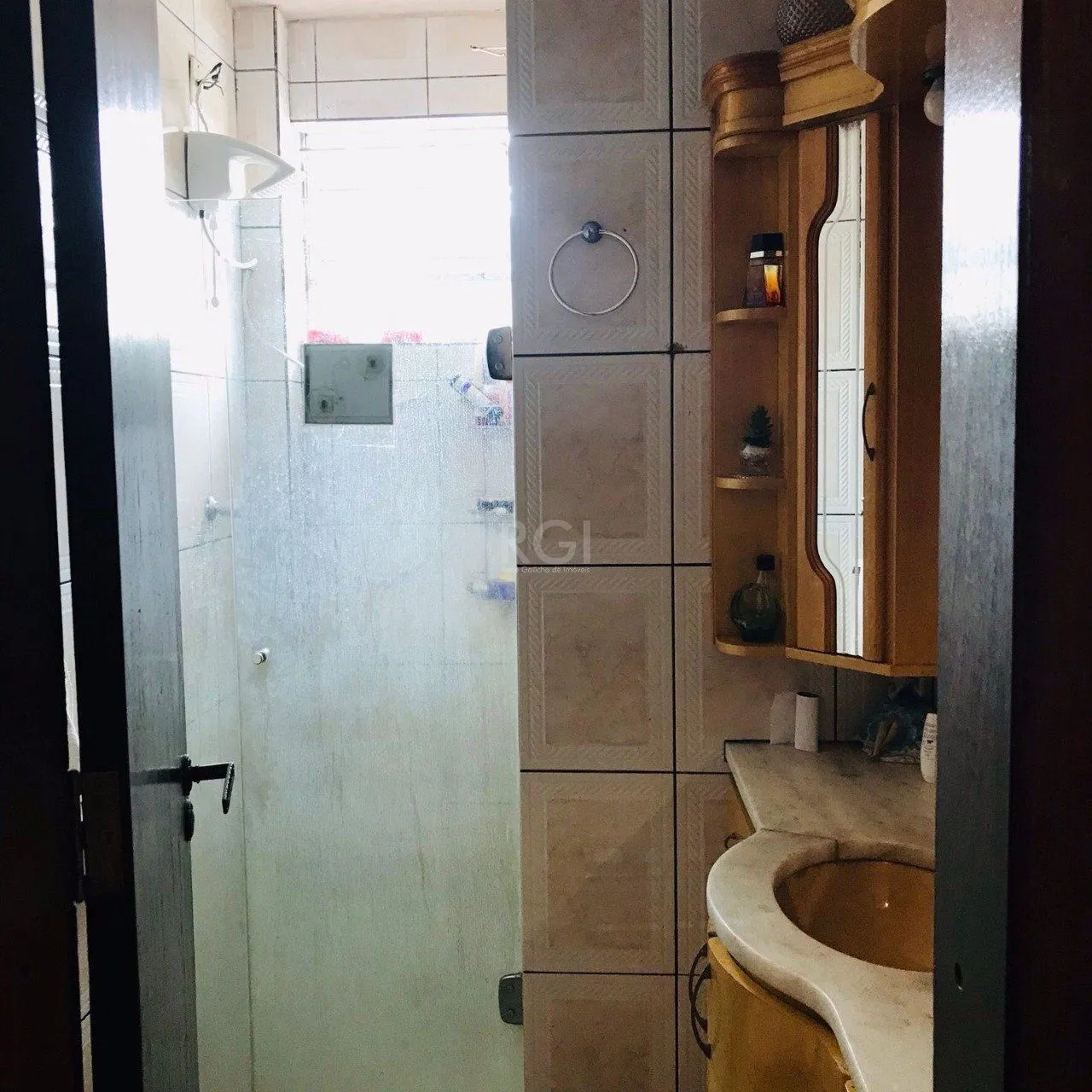 Imagem Casa para Venda - 279m², 6 dormitórios, sendo 2 suites, 3 vagas - Cavalhada, Poa