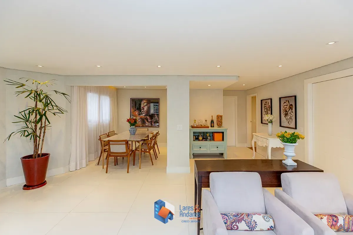 Imagem Apartamento para venda em Itaim Bibi com 4 quartos, sendo 3 suítes, 197m²