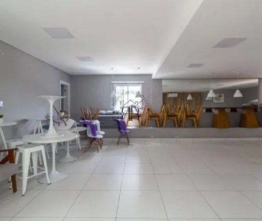 Imagem Este aconchegante apartamento, com excelente iluminação natural e ventilação, cozinha com armár...
