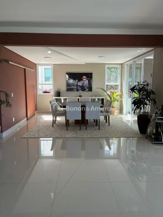 Imagem Excelente Casa à Venda em Valinhos - SP

Esta casa está situada em uma localização privilegiada,...