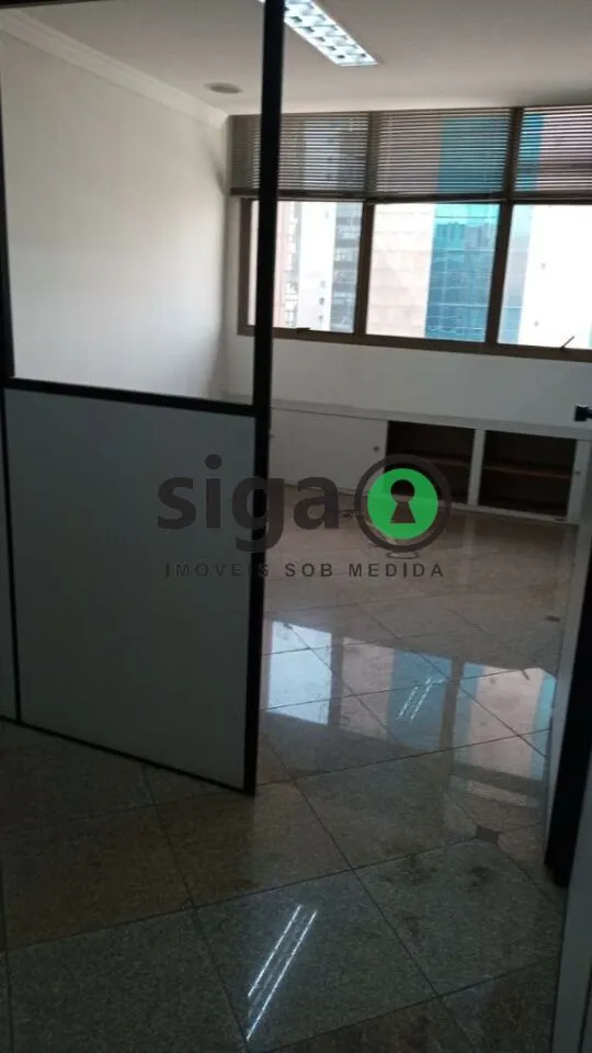 Imagem Imóvel Comercial e 6banheiros à Venda, 290m² por R$ 2.500.000