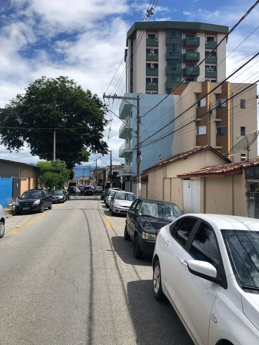 Imagem Comercial para Locação 2 Quartos, 2 Vagas, 120M², Centro, Pindamonhangaba - SP