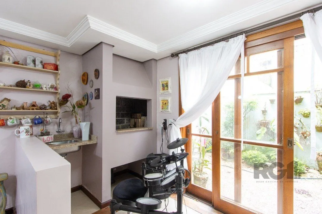 Imagem Casa de Condomínio em Jardim Isabel