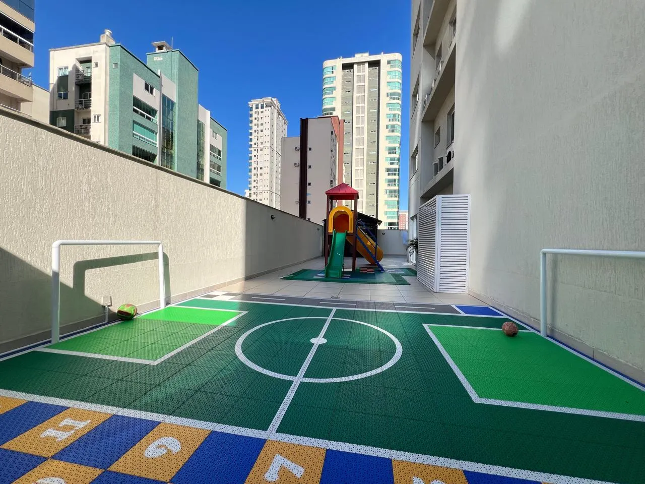 Imagem Apartamento com vista para o mar à venda com 166m2 por R$ 3.200.000,00