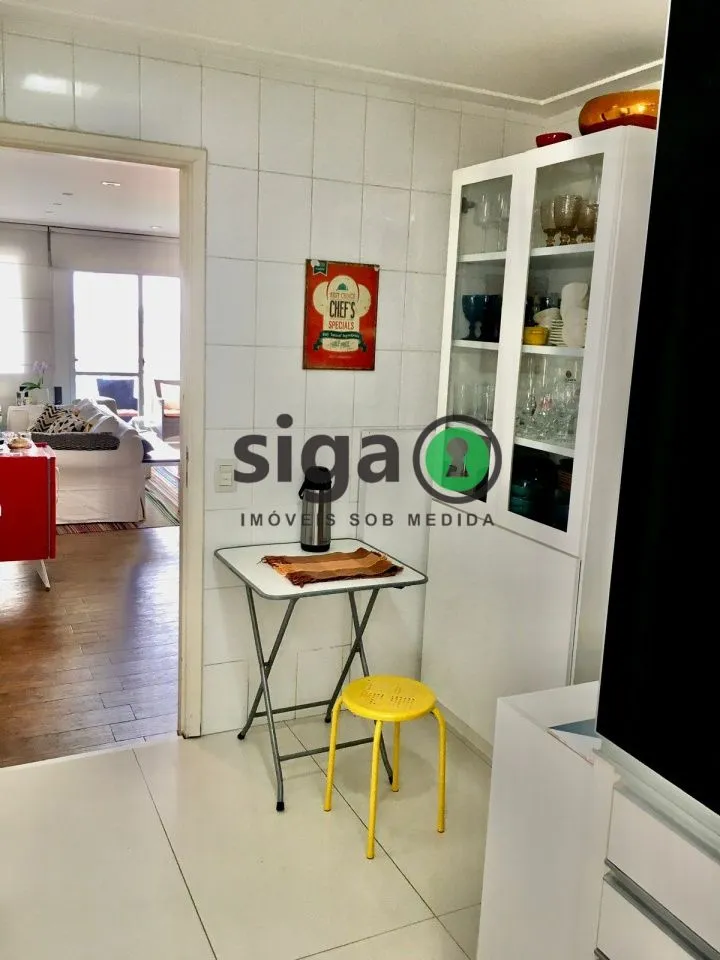 Imagem Apartamento à Venda no Morumbi - 3 Suítes - 5 Banheiros - Condomínio Completo