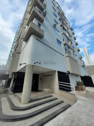 Imagem Cobertura com 04 dormitórios no Centro de Balneário Camboriú.