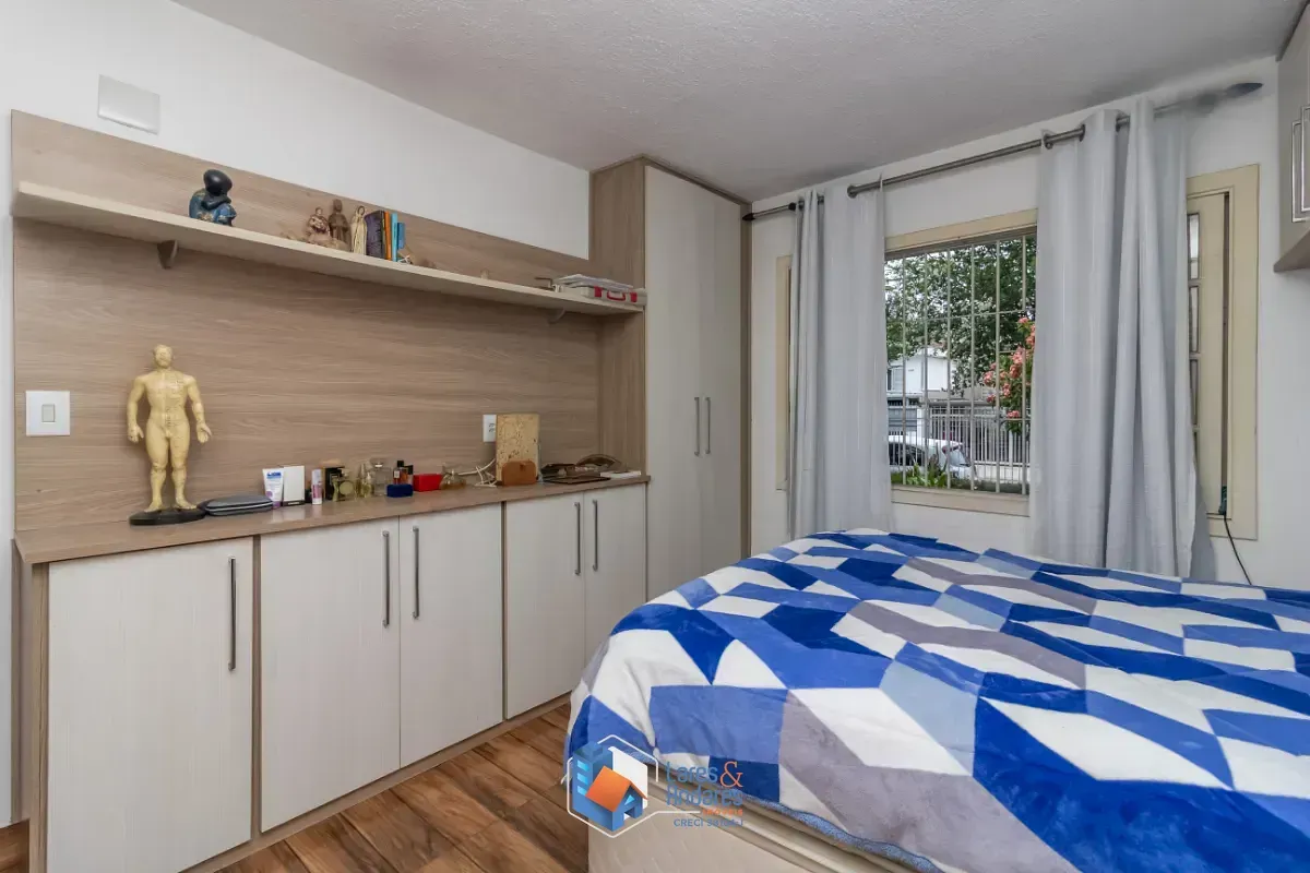 Imagem Casa de vila para venda em Chácara Inglesa com 4 quartos, sendo 1 suíte, 350m²