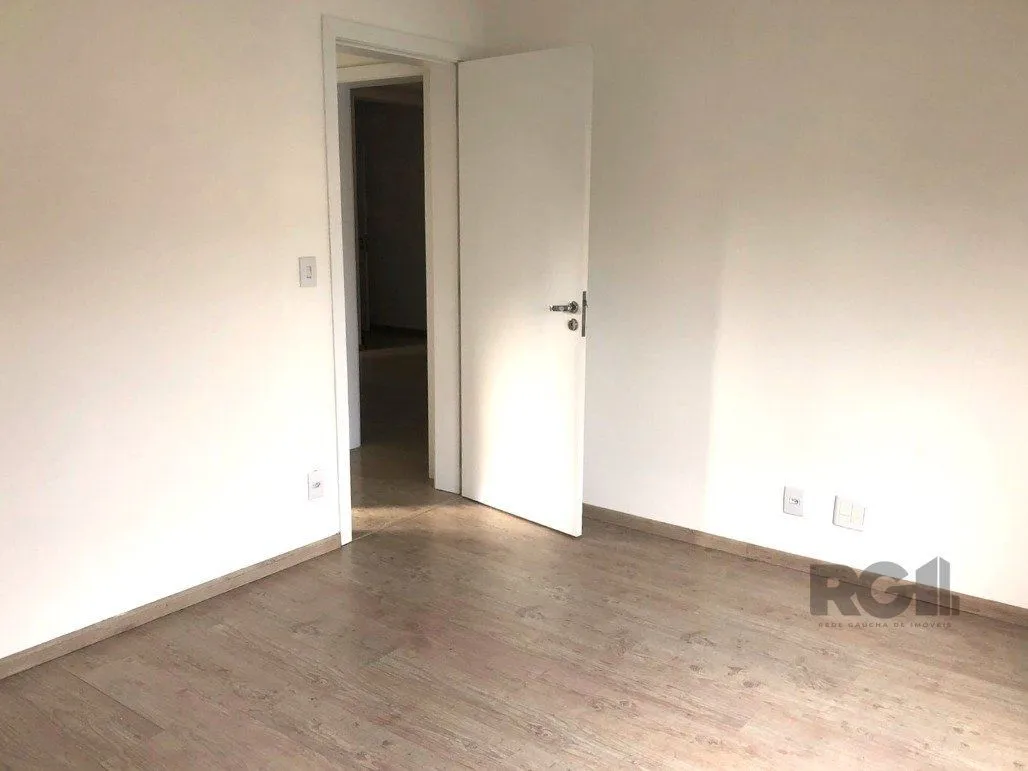 Imagem 2 dorm. com 1 suíte, churrasqueira e vaga de garagem!