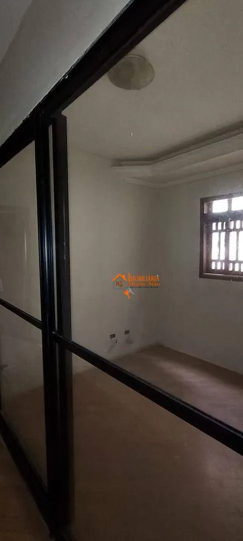 Imagem Sobrado com 4 dormitórios à venda, 160 m² por R$ 860.000,00 - Jardim Zaira - Guarulhos/SP