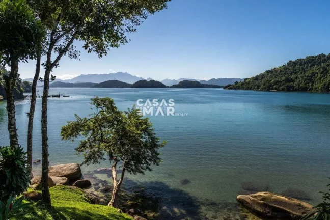 Imagem Casa de luxo à beira-mar em Angra dos Reis-RJ: 16 quartos, 16 suítes, 16 banheiros, 6 vagas de garagem, 200.000m² de área!