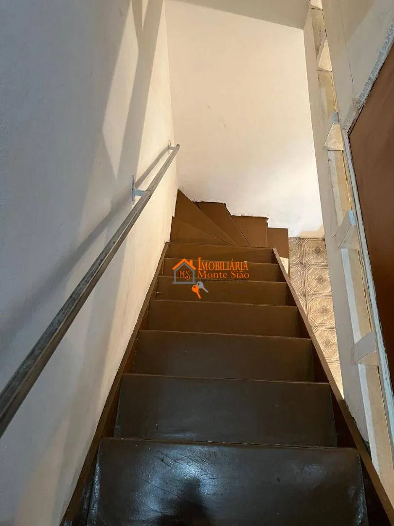 Imagem Sobrado com 2 dormitórios à venda, 64 m² por R$ 320.000 - Conjunto Residencial Haroldo Veloso - Guarulhos/SP