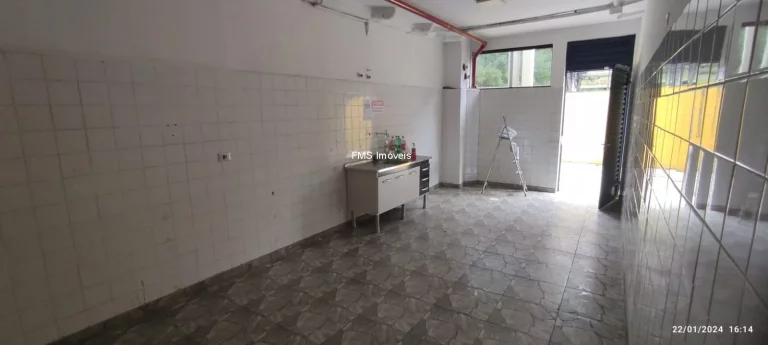 Imagem Galpão com 3600m² em Taboão da Serra - SP