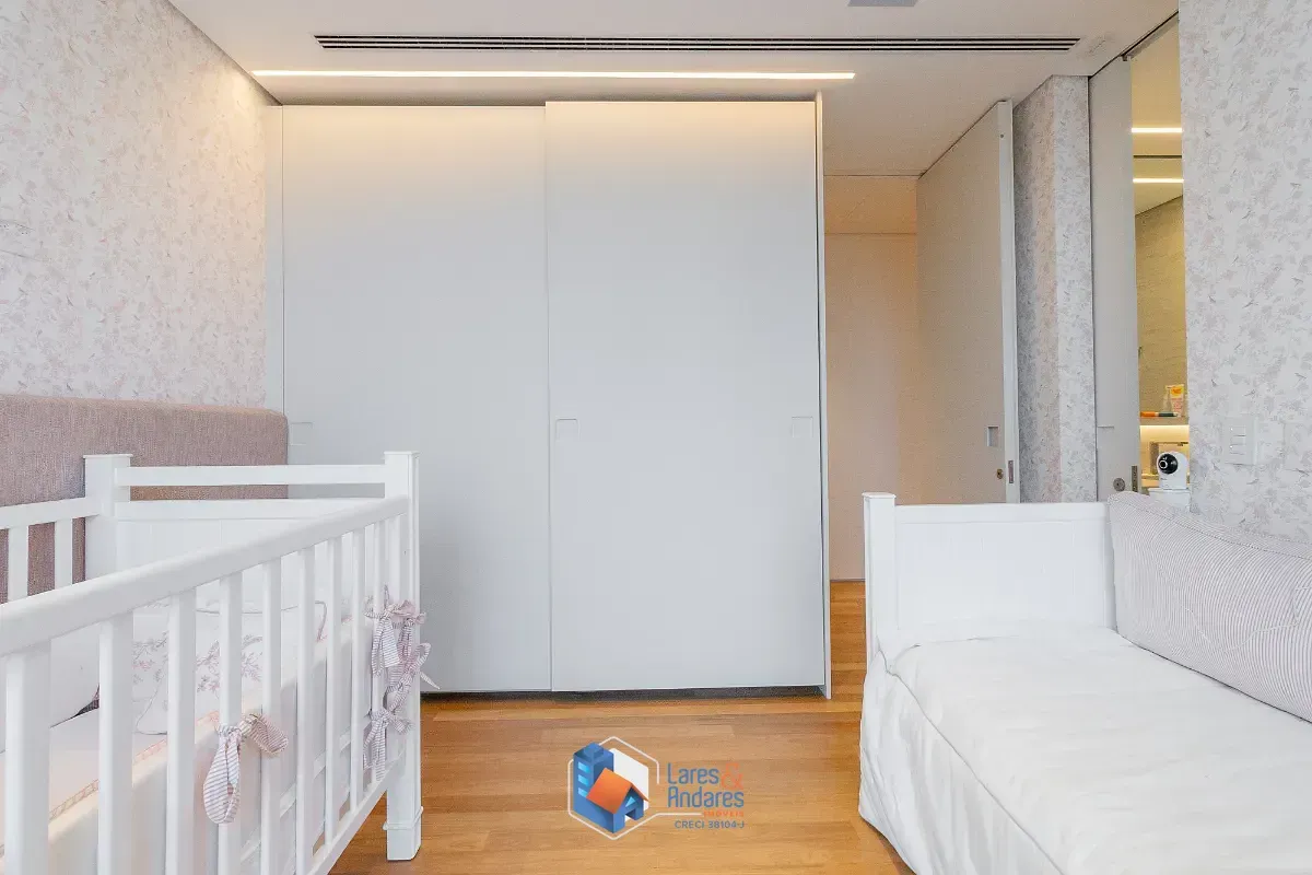 Imagem Apartamento para venda em Pinheiros com 4 quartos, sendo 4 suítes, 340m²