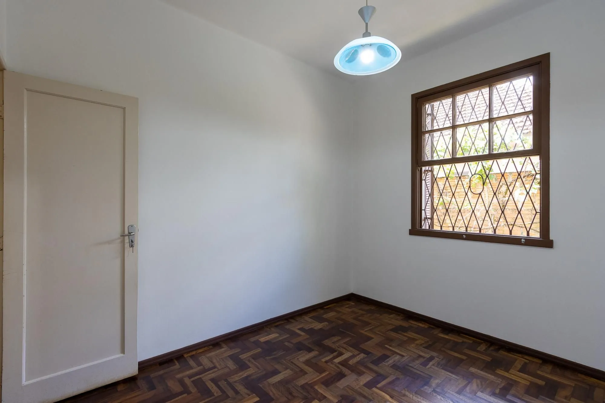 Imagem CASA 2 DORMITÓRIOS NO SANTA TEREZA