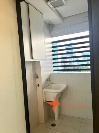 Imagem Apartamento para locação de alto padrão em Pinheiros, SP: 2 quartos, 1 suíte, 2 banheiros, 2 vagas, 84m². Venha conferir!