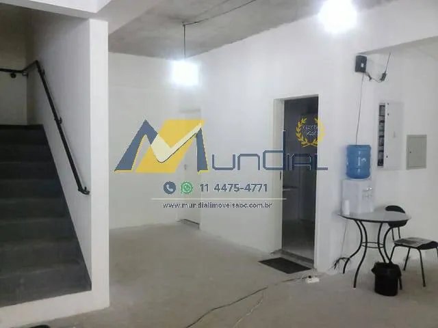 Imagem 2 andares de Loja Comercial para Locação no Rudge Ramos. SBC
