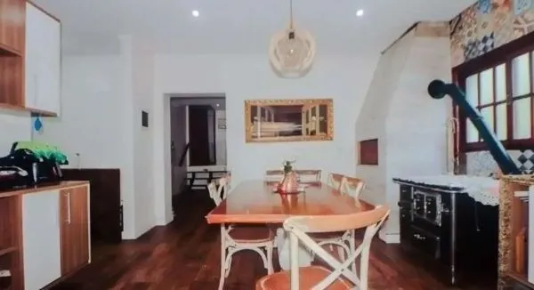 Imagem Casa sobrado no bairro Vila Ipiranga de 4 dormitórios e 2 vagas