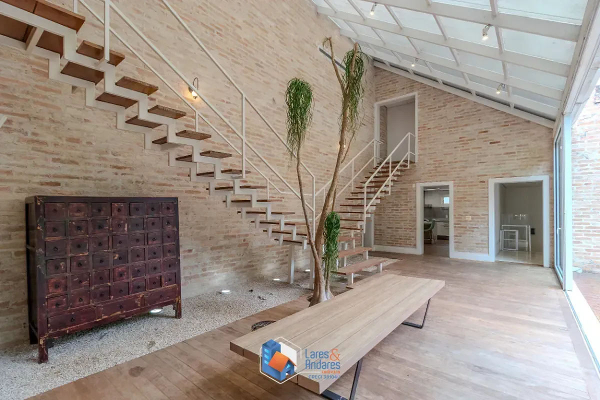 Imagem Casa para venda em Chácara Santo Antônio (Zona Sul) com 4 quartos, sendo 4 suítes, 552m²