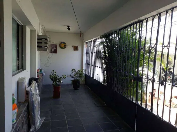 Imagem Casa com 5 Quartos à Venda, 200 m² em Campo Grande - Recife