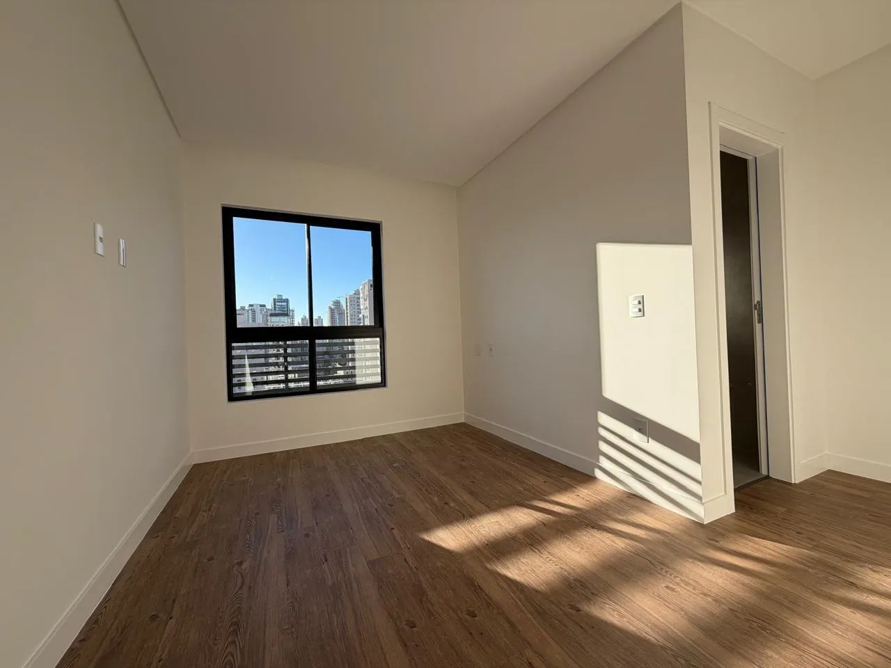 Imagem Apartamento à venda com 127m2 por R$ 1.750.000,00