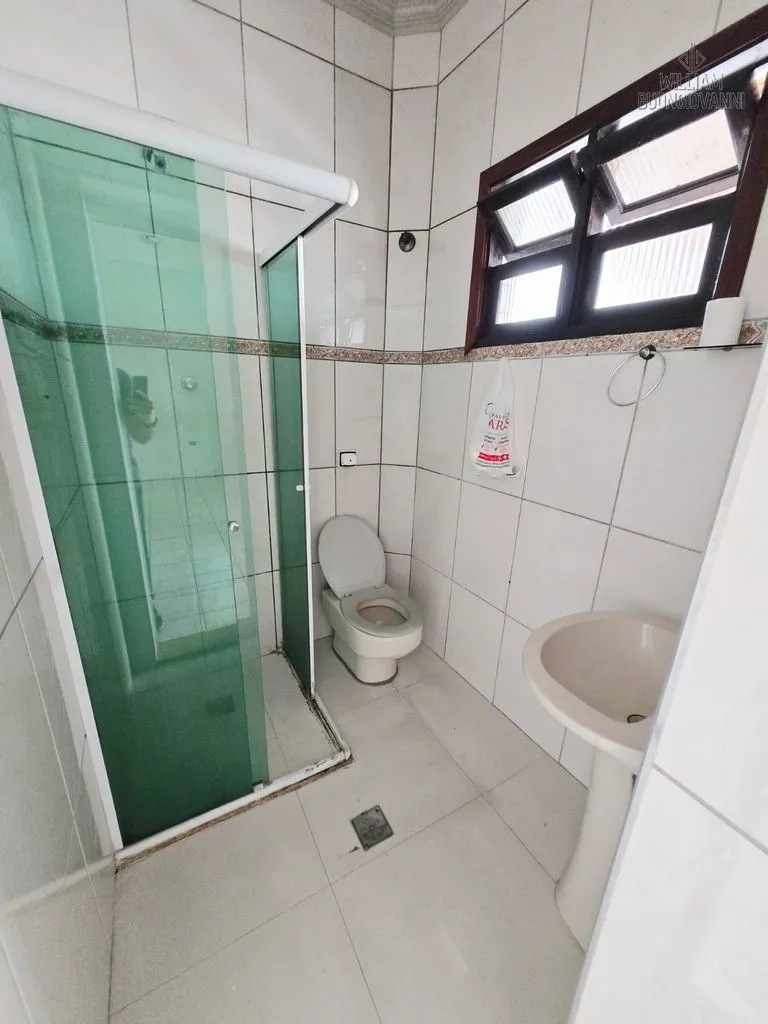 Imagem Sobrado Espaçoso na Ocian - Conforto, Localização Privilegiada e Excelente Preço