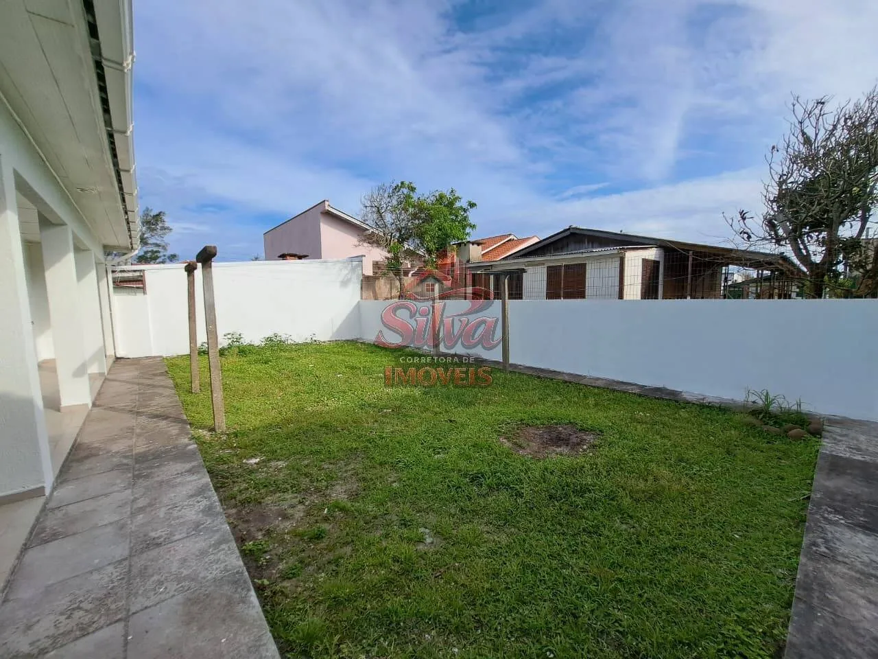 Imagem C143 | Casa 3 dormitórios com churrasqueira a 300m do mar