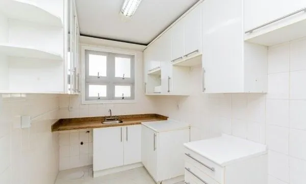 Imagem Apartamento no Passo D'areia de 2 dormitórios e 2 vagas DESOCUPADO