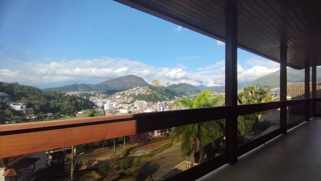 Imagem Casa para Venda em Teresópolis / RJ no bairro Panorama
