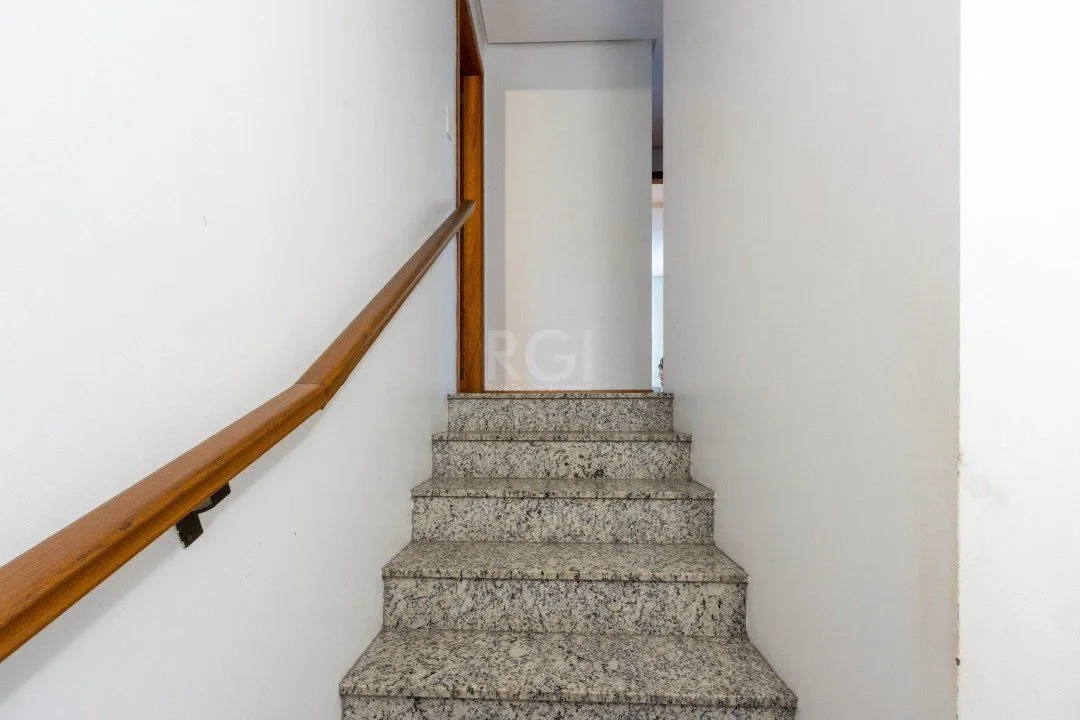 Imagem Casa Condominio para Venda - 334.56m², 4 dormitórios, sendo 1 suites, 2 vagas - Jardim Isabel