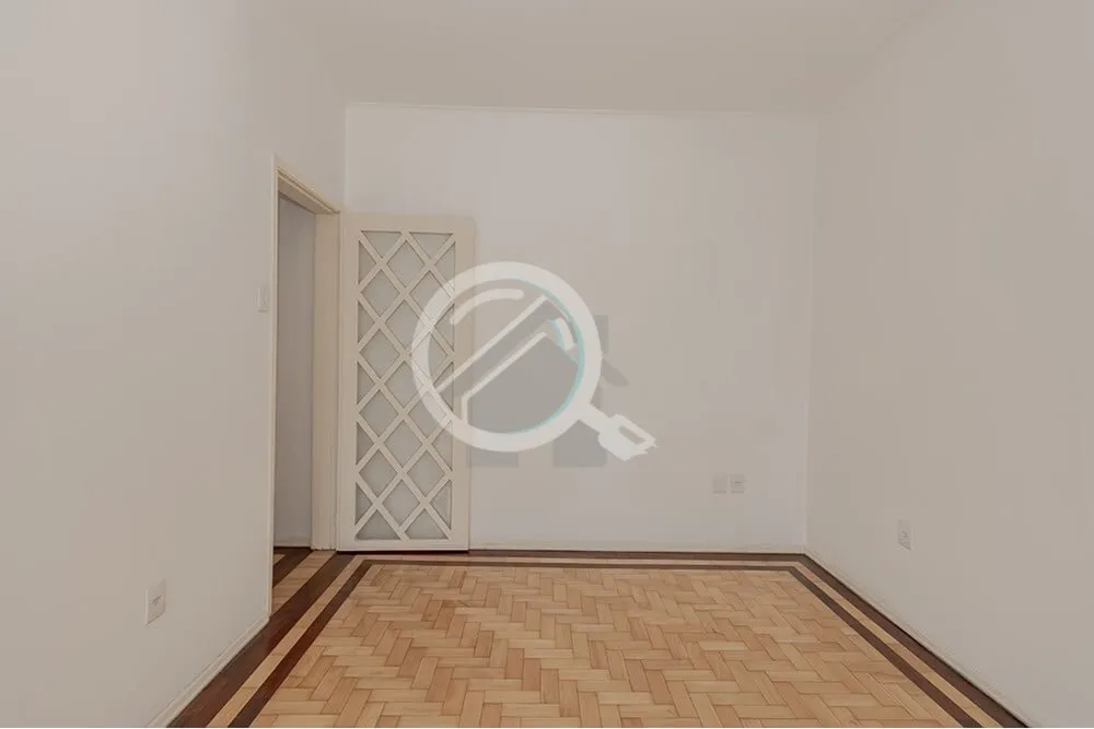 Imagem Este encantador apartamento no segundo andar está localizado na Rua General Caldwell. Com dois dorm...