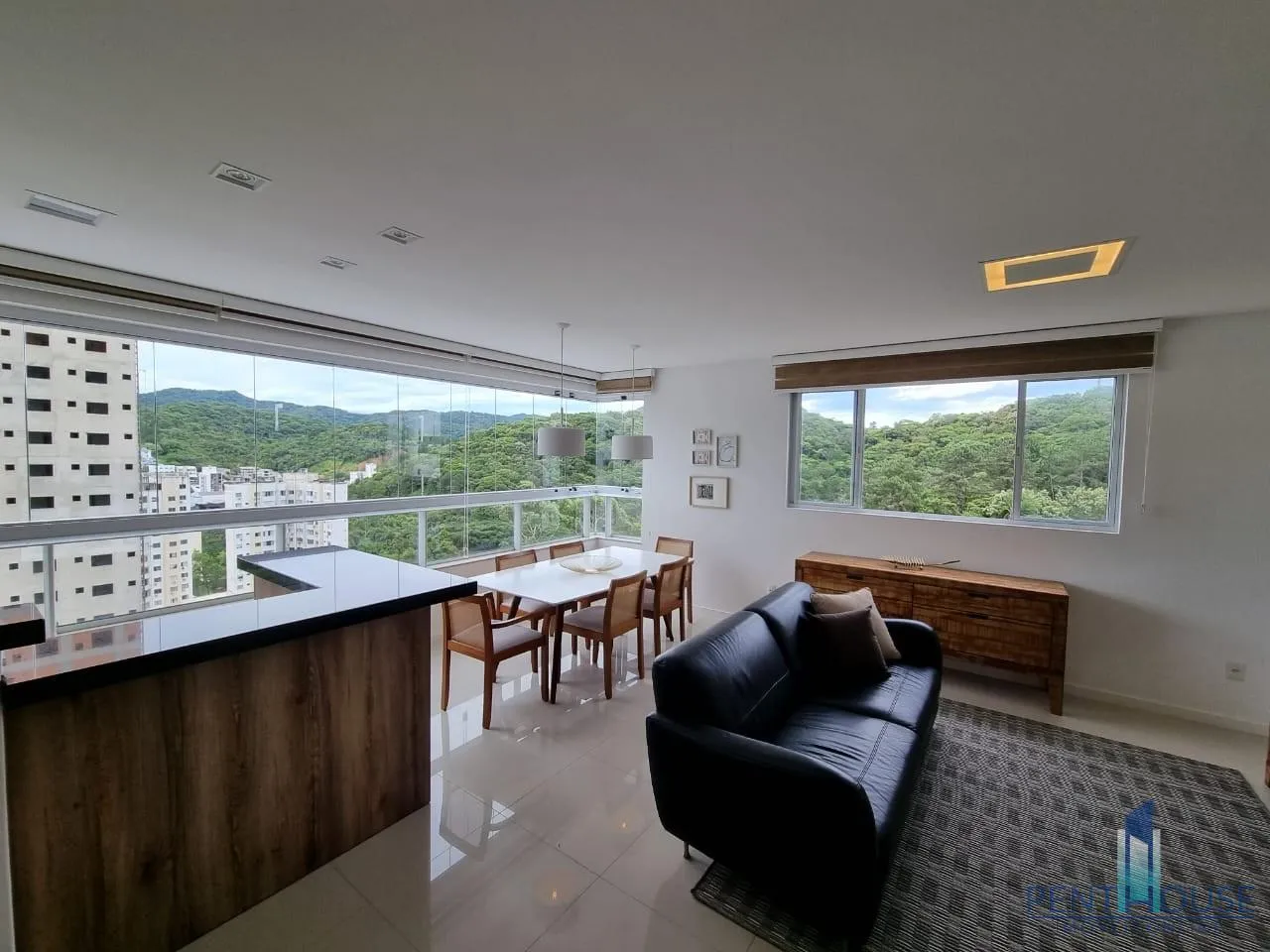 Imagem Apartamento Zona Central para Venda em Balneário Camboriú, PIONEIROS, 2 dormitórios, 2 suítes, 3 banheiros, 2 vagas