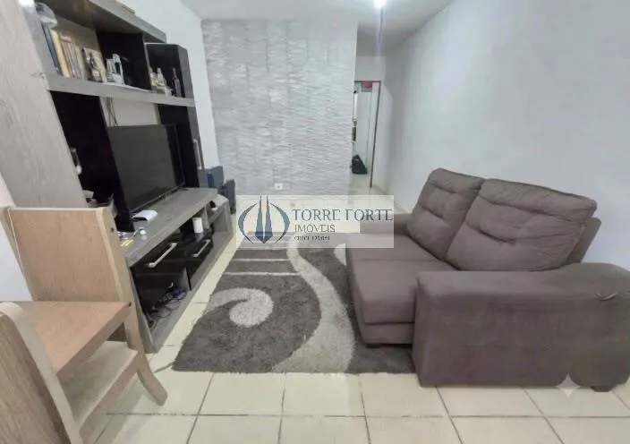 Imagem Bela casa em condomínio fechado com 2 dormitórios em Itaquera
