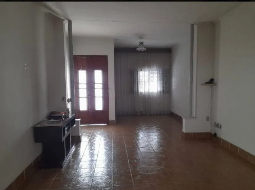 Imagem Casa à venda e locação 4 Quartos, 3 Suites, 5 Vagas, 550M², Centro, Pindamonhangaba - SP