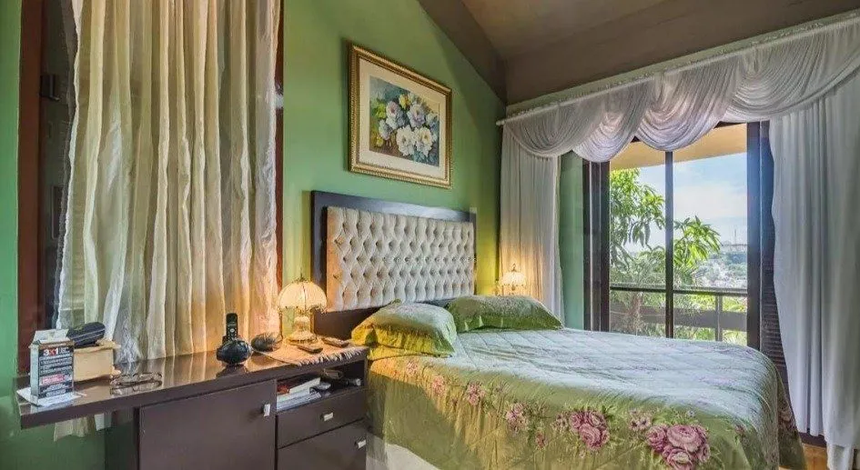 Imagem Casa para Venda - 294.4m², 4 dormitórios, sendo 2 suites, 2 vagas - Nonoai