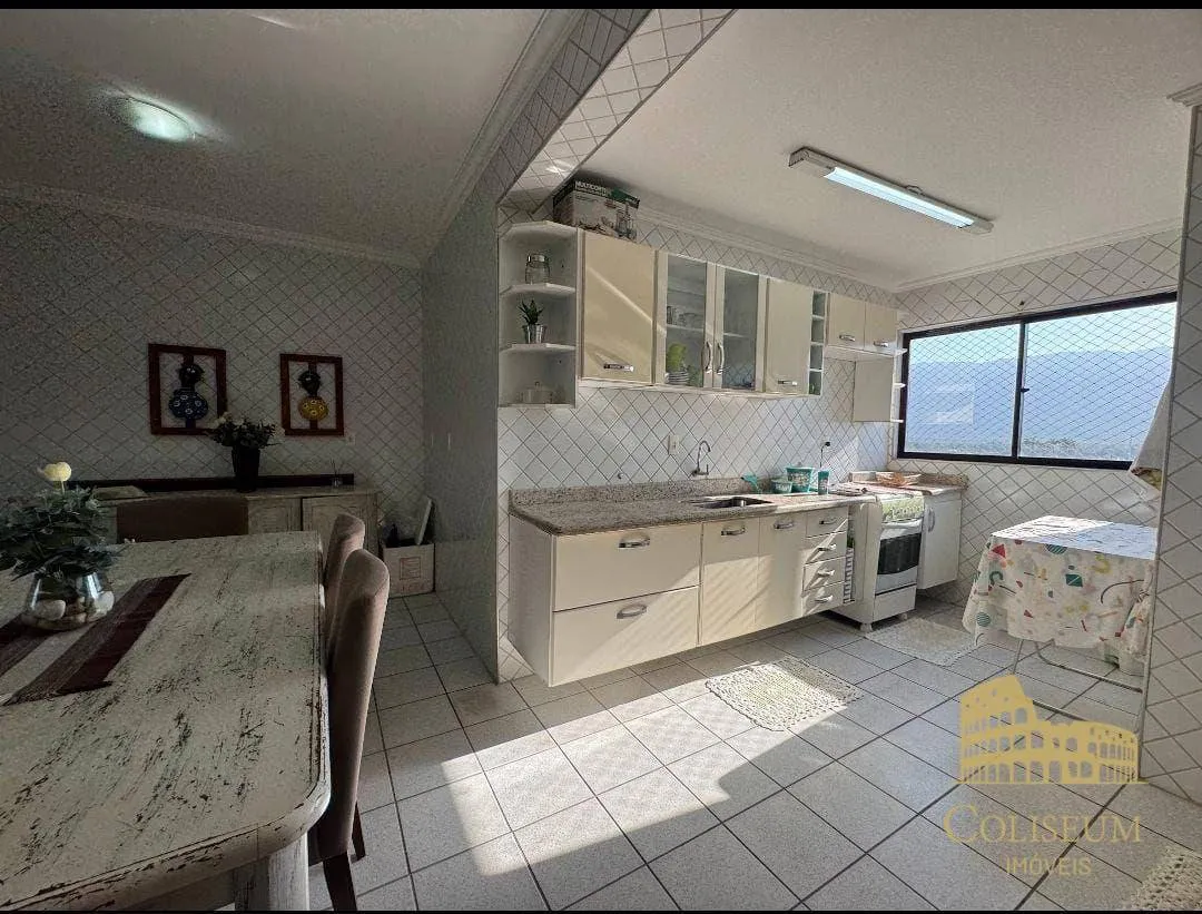 Imagem Apartamento com 3 dormitórios à venda, 204 m² por R$ 850.000,00 - Flórida - Praia Grande/SP